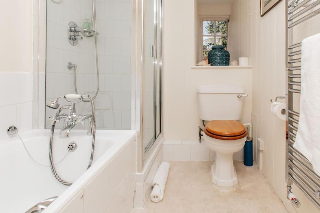 Dolls House - Luxury Townhouse *Sleeps 10* Villa Henley-on-Thames Exteriör bild