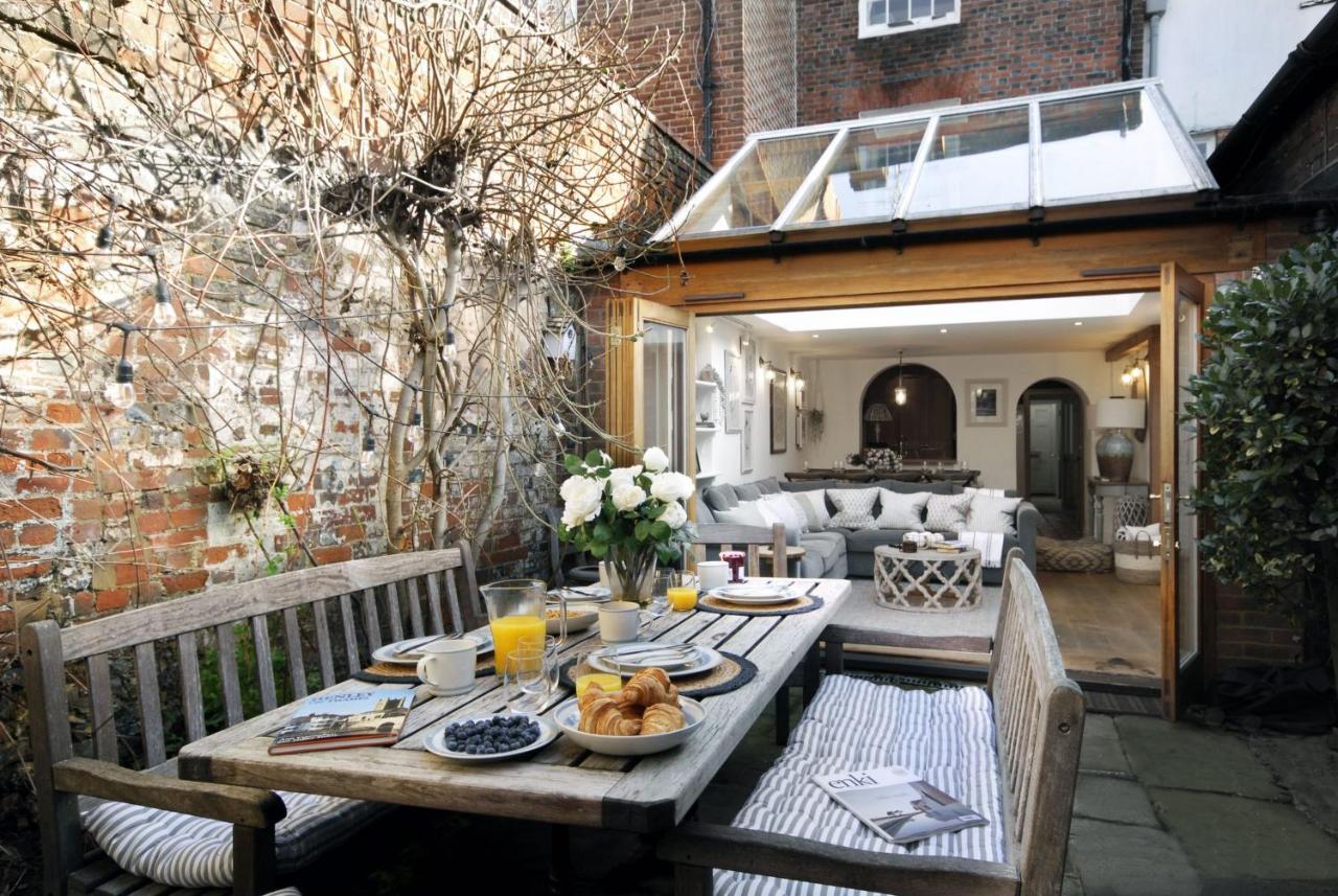 Dolls House - Luxury Townhouse *Sleeps 10* Villa Henley-on-Thames Exteriör bild
