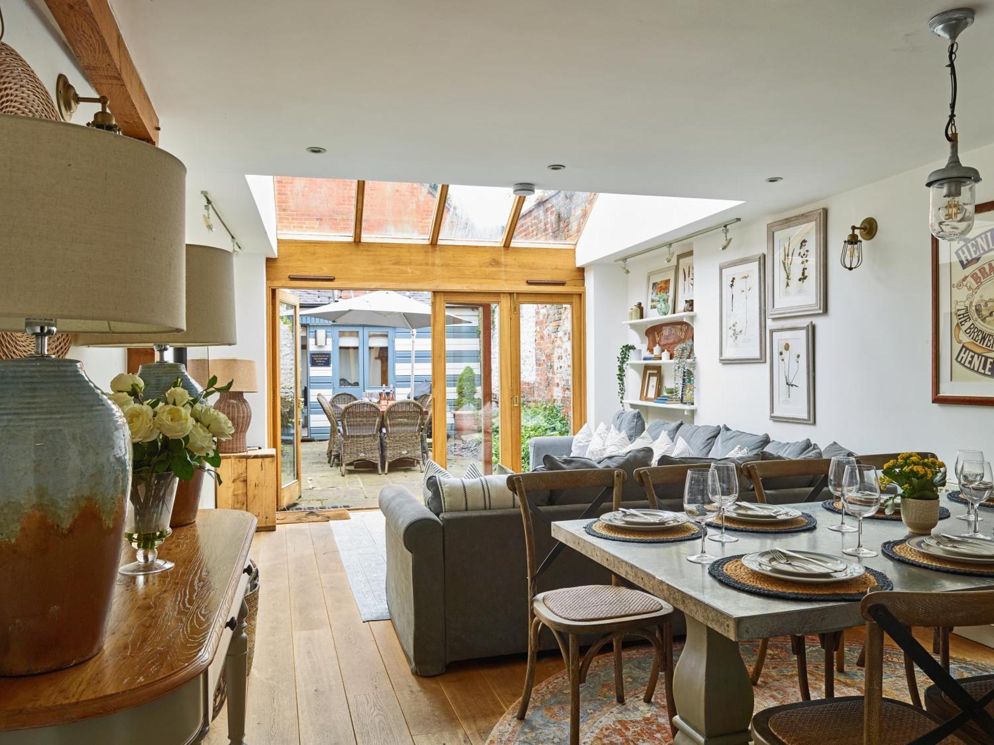 Dolls House - Luxury Townhouse *Sleeps 10* Villa Henley-on-Thames Exteriör bild